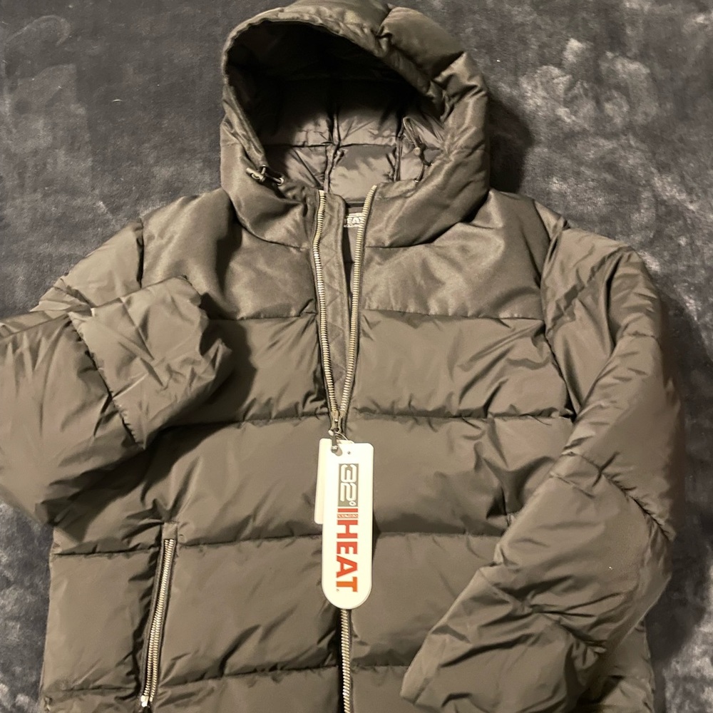 Men’s puffer coat. NWT Size L. 32 Degrees